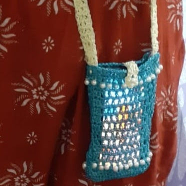 Handmade Crochet Mobile Pouch